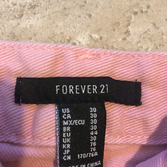 Pink forever21 shorts. - Picture 2 of 3